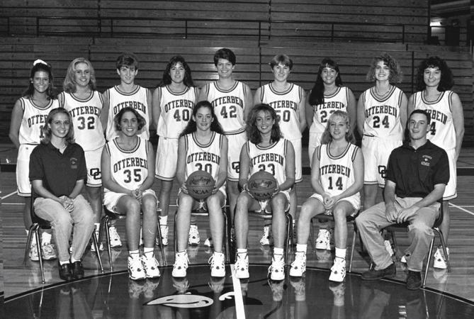 1995-1996 Women's Basketball | Cardinals Hall of Champions